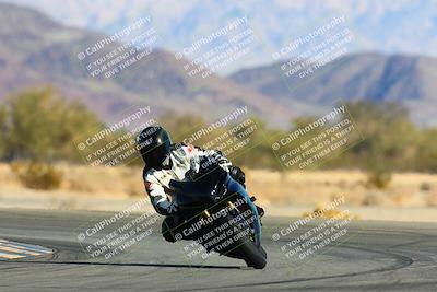 media/Jan-09-2022-SoCal Trackdays (Sun) [[2b1fec8404]]/Turn 14 (10am)/